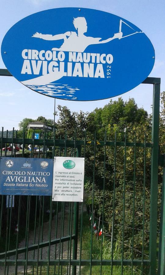B&B In Riva Al Lago Avigliana Exterior foto